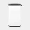 Brabantia Bo atliekų dėžė 4 l stačiakampė plieninė juoda balta