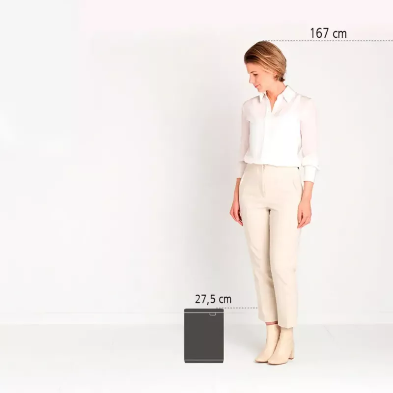 Brabantia Bo atliekų dėžė 4 l stačiakampė plieninė juoda balta
