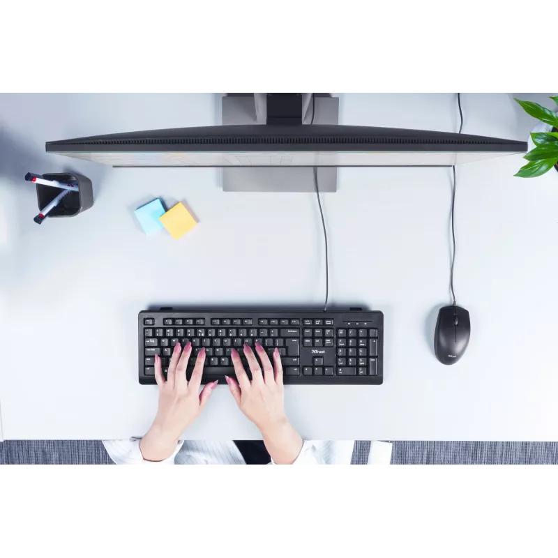 Trust TK-150 klaviatūra universali USB QWERTY juoda