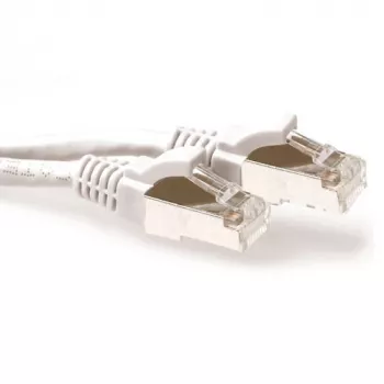 ACT baltas 5 metrų LSZH SFTP CAT6A komutacinis kabelis be užsikabinimo su RJ45 jungtimis