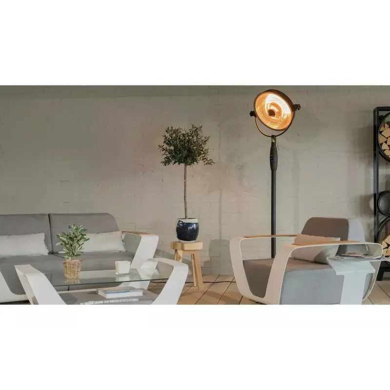 Halogeninis elektrinis patalpų šildytuvas SUNRED Retro, 2100/900 W, skirtas naudoti patalpose ant grindų, šildo iki 17 m², juodos/rudos spalvos