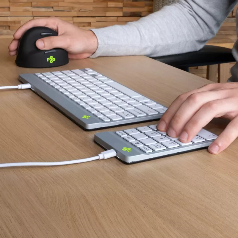 R-Go Tools Skaitmeninė klaviatūra R-Go Numpad Break, ergonominė skaitmeninė klaviatūra su pertraukų programine įranga, laidinė, balta