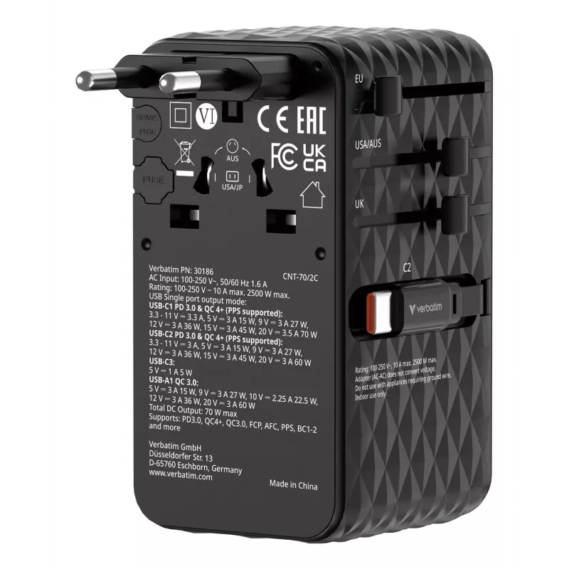 Verbatim Charge 'n' Travel 70W 2C ištraukiamas universalus kelioninis adapteris, juodas