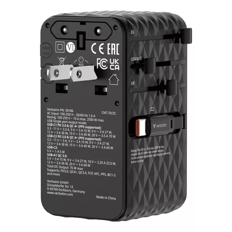 Verbatim Charge 'n' Travel 70W 2C ištraukiamas universalus kelioninis adapteris, juodas