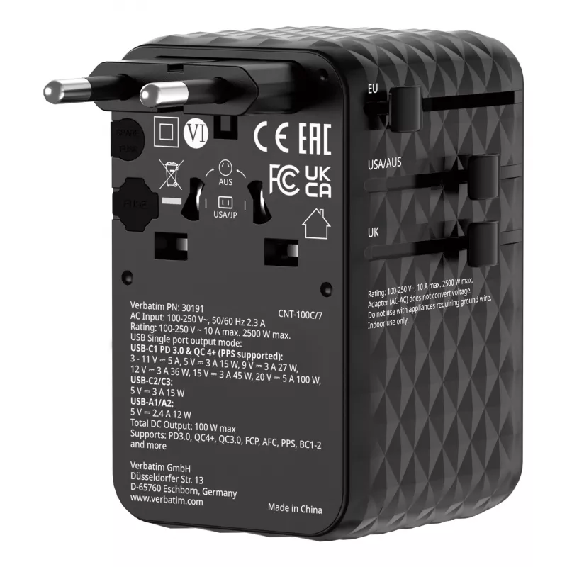 Verbatim Charge 'n' Travel 100W Universal Travel Adapter su ištraukiamu kabeliu, juodas