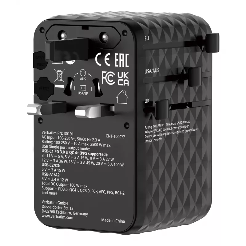 Verbatim Charge 'n' Travel 100W Universal Travel Adapter su ištraukiamu kabeliu, juodas