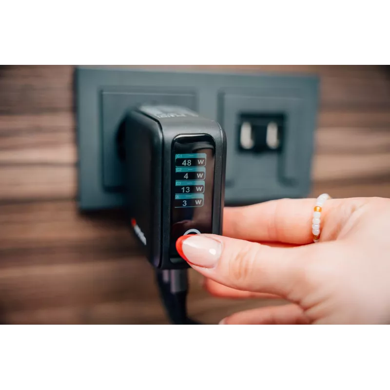 Verbatim Mini GaN Charger 140W su Display, Indoor, AC, 28 V, Juoda