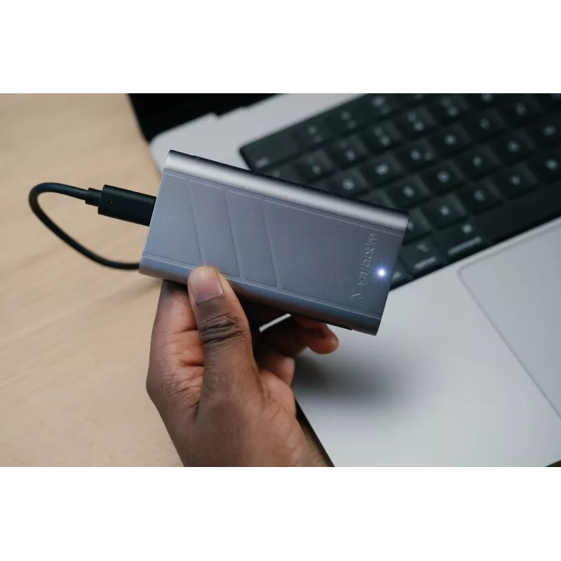 Verbatim TurboMetal SSD USB4 2 TB USB Type-C USB4 Gen 2x2 Sidabrinis