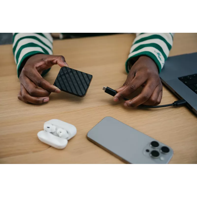 Verbatim Store 'n' Go Mini Diamond USB-C 512GB Juoda, 512 GB, M.2, USB Type-C, 3.2 Gen 2 (3.1 Gen 2), 1000 MB/s, Juoda