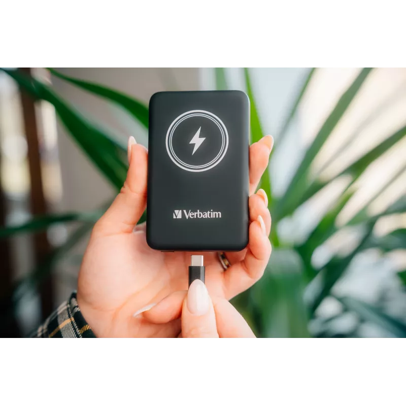 Išorinė baterija VERBATIM Charge AnA Go 5000 mAh magnetinė belaidė, juoda