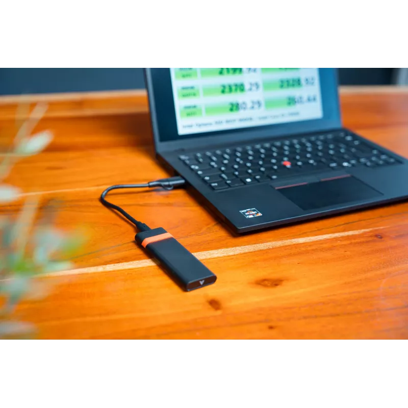 Verbatim M.2 NVMe SSD korpuso rinkinys, SSD korpusas, M.2, PCI Express, 10 Gbit/s, USB jungtis, juoda, raudona