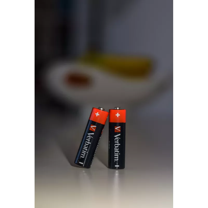 Verbatim AA šarminės baterijos, vienkartinė baterija, AA, šarminė, 1,5 V, 10 vnt., juoda, raudona