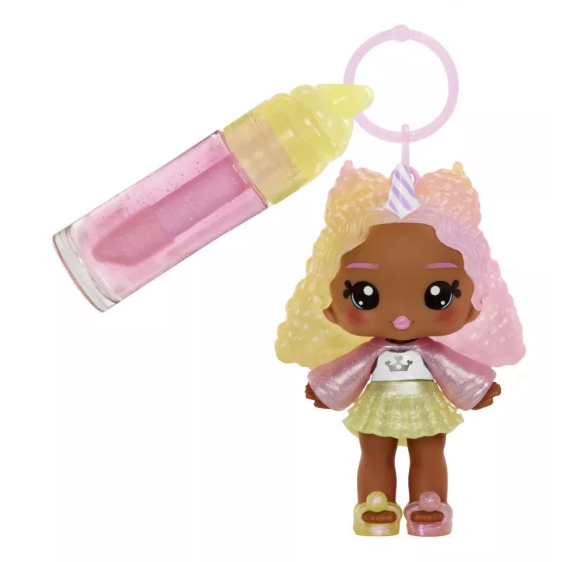 MGA Entertainment Yummiland lūpų blizgesio lėlė 2 serija - Cukraus vata (Nia Candy Fluff)