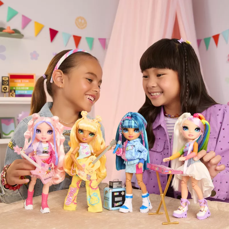Rainbow High Jr High Rockband Fashion Dolls - Bella, Mados lėlė, Moteriška, 4 m., Berniukas/Mergaitė, Įvairiaspalvė