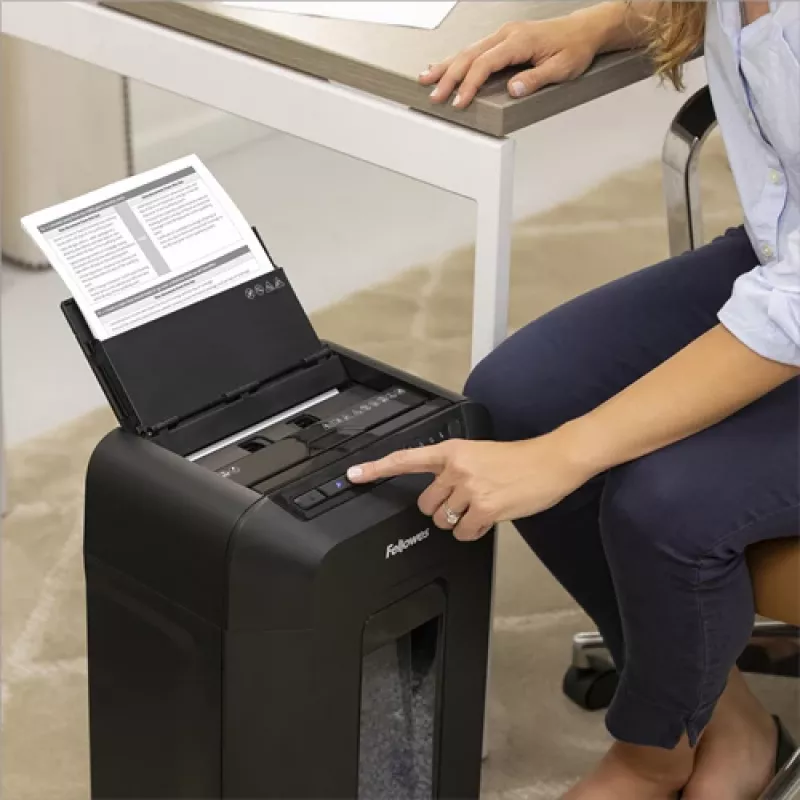 Fellowes AutoMax 90M popieriaus smulkintuvas Mikro pjovimo Juodas