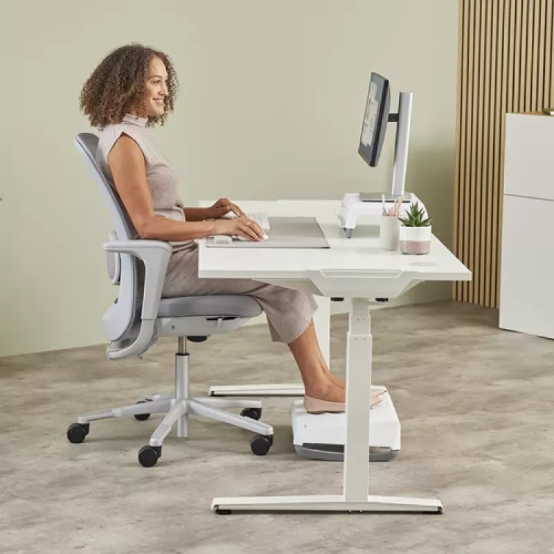 Fellowes klaviatūros riešo atrama Breyta klaviatūros riešo atrama su antibakterine apsauga ergonominė riešo atrama smėlio spalvos