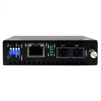 StarTech.com Gigabit Ethernet daugiarežimio šviesolaidžio medijos keitiklis SC 550m - 1000 Mbps