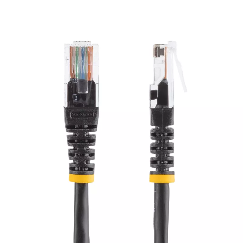 StarTech.com Cat5e komutacinis kabelis su lietais RJ45 jungtimis - 15 m - juodas