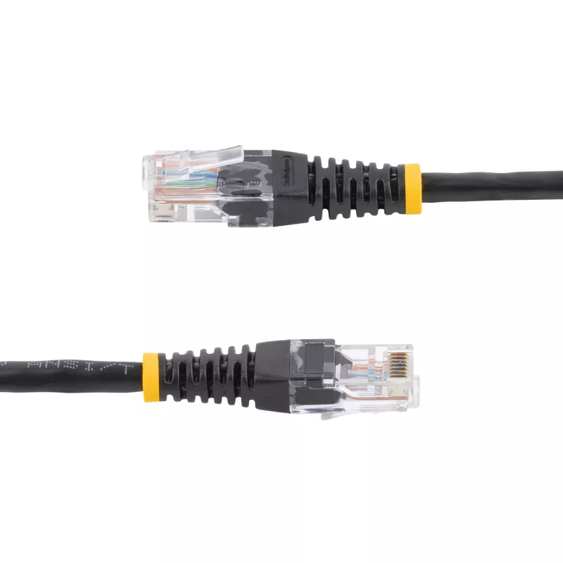 StarTech.com Cat5e komutacinis kabelis su lietais RJ45 jungtimis - 15 m - juodas