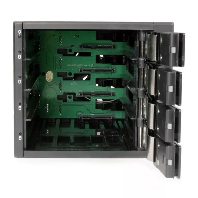 StarTech.com 4 vietų aliuminio belaištis karšto prijungimo mobilus stovas, skirtas 3,5 col. SAS II/SATA III – 6 Gbps HDD