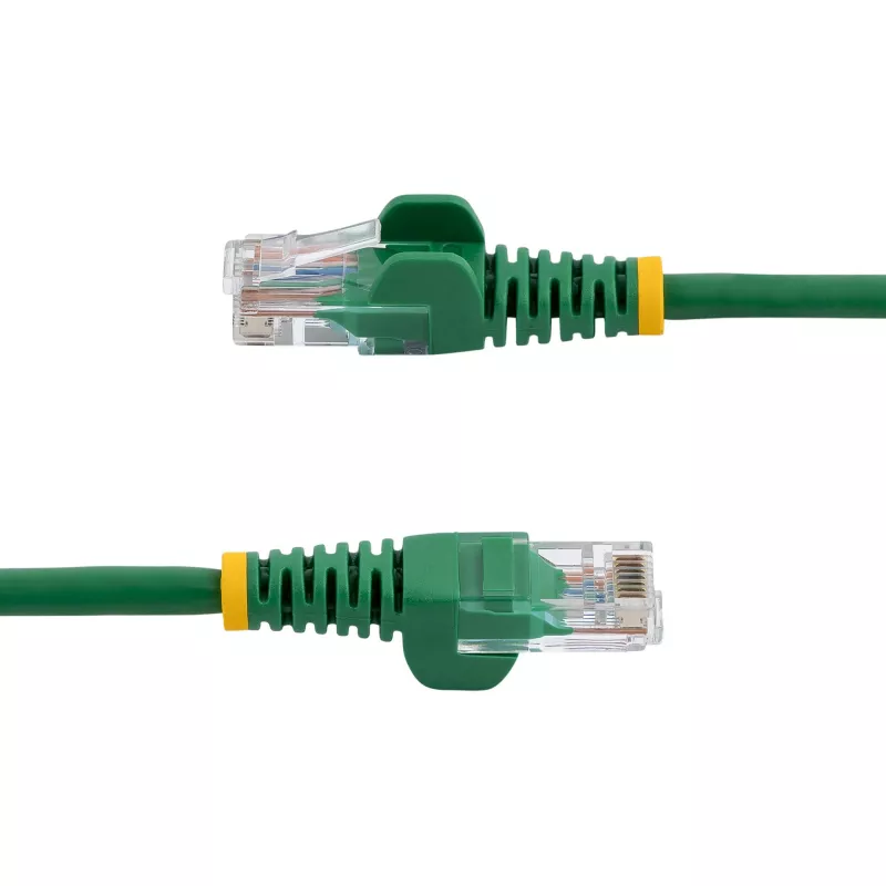 StarTech.com Cat5e komutacinis kabelis su užsifiksuojančiomis RJ45 jungtimis – 1 m, žalias