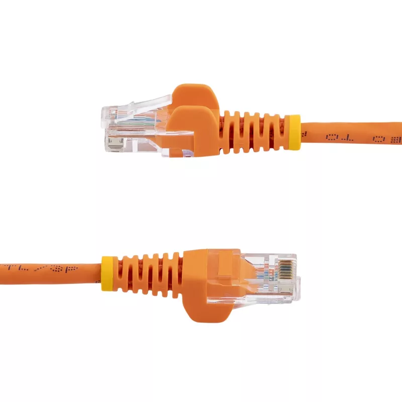 StarTech.com Cat5e komutacinis kabelis su nesikabinančiomis RJ45 jungtimis – 3 m, oranžinis