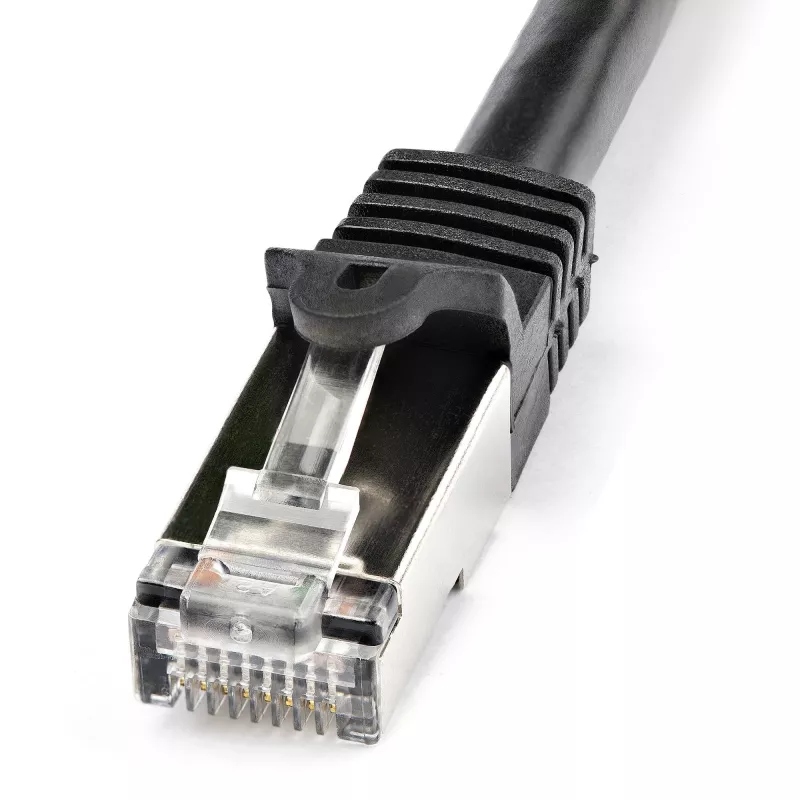 StarTech.com Cat6 komutacinis kabelis - ekranuotas (SFTP) - 1 m, juodas