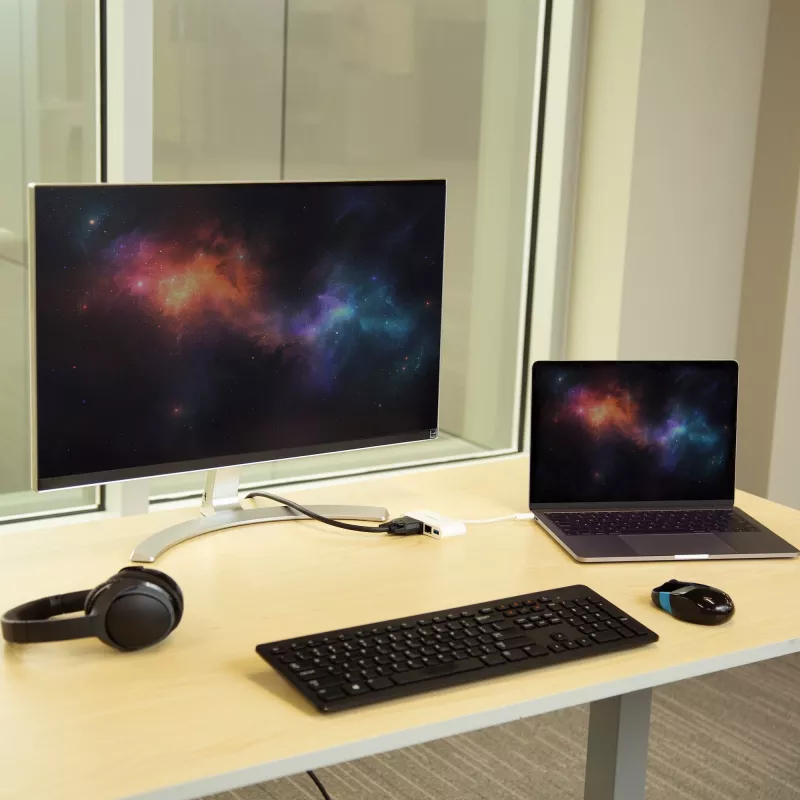 StarTech.com USB-C universalus adapteris - USB-C į DVI-D (skaitmeninis) vaizdo adapteris su 60 W maitinimo perdavimo įkrovimu, GbE, USB-A - nešiojama USB Type-C/Thunderbolt 3 mini nešiojamojo kompiuterio dokas