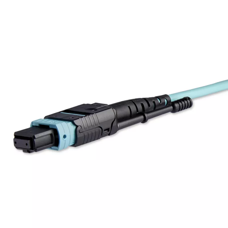 StarTech.com 10 m (30 pėd.) MTP(F)/PC į 4x LC/PC dvipusis atšakojamasis OM3 daugiamodis šviesolaidinis kabelis, OFNP Plenum, 40G tinklai, maži įterpimo nuostoliai – šviesolaidinis džemperinis laidas