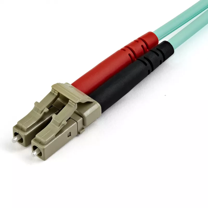 StarTech.com 7m (22ft) LC/UPC į LC/UPC OM4 daugiagyslis šviesolaidinis kabelis, 50/125µm LOMMF/VCSEL Zipcord pluoštas, 100G, maži įterpimo nuostoliai – LSZH šviesolaidinis trumpiklis