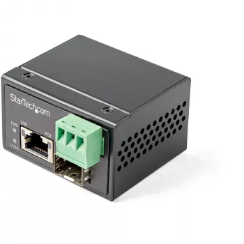 StarTech.com PoE+ pramoninis optinės terpės keitiklis 30W - SFP į RJ45 - vienmodis/daugiamodis optinis į varinį Gigabit Ethernet - mini/kompaktiškas dydis - IP-30/ -40 iki +75C