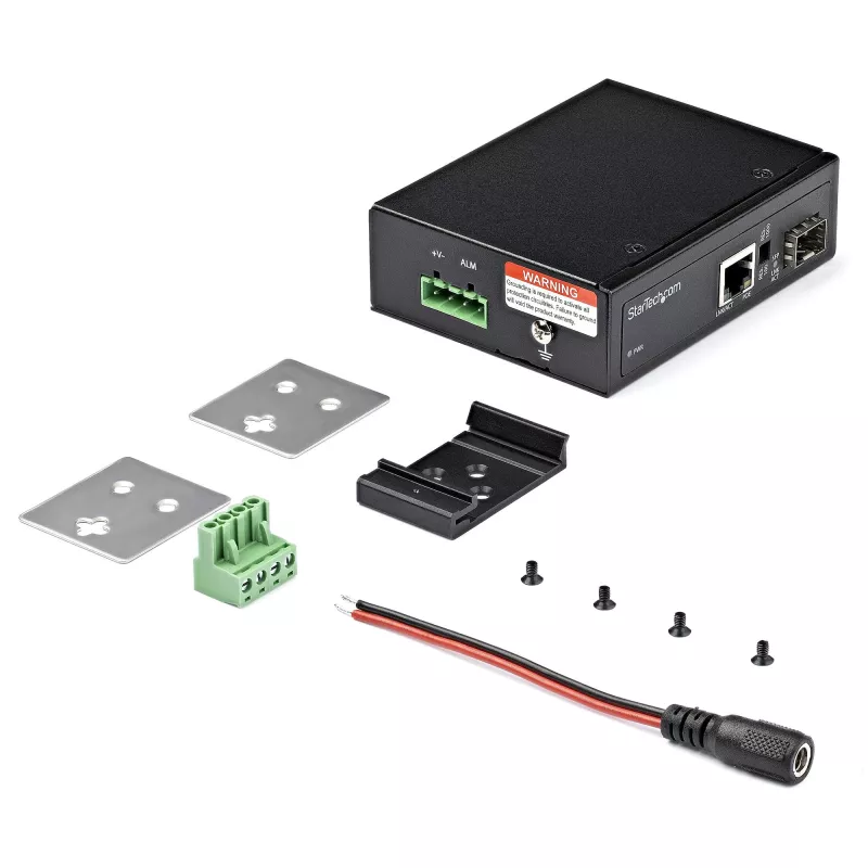 StarTech.com PoE+ pramoninis optinis į Ethernet medijos keitiklis 60W - SFP į RJ45 - Vienmodis/Daugiamodis optinis į varinį Gigabit Ethernet - Kompaktiškas dydis - IP-30/ -40 iki +75°C