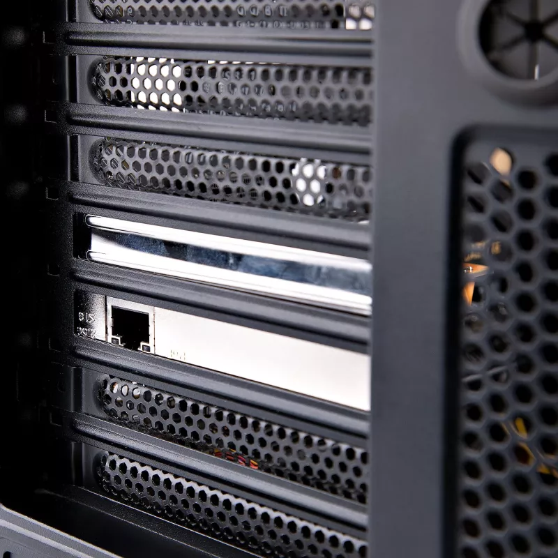 StarTech.com 1 prievado 2,5 Gbps PoE tinklo plokštė, PCIe Ethernet plokštė su RJ45, 30 W 802.3at PoE NIC staliniams kompiuteriams/serveriams, tinklo PoE LAN adapteris su žemo profilio laikikliu, NBaseT, Windows/Linux