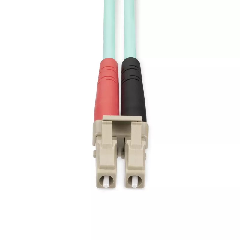 StarTech.com 20 m (65 pėd.) LC/UPC į LC/UPC OM4 daugiamodis šviesolaidinis kabelis, 50/125 µm LOMMF/VCSEL Zipcord pluoštas, 100G, maži įterpimo nuostoliai - LSZH šviesolaidinis trumpiklis