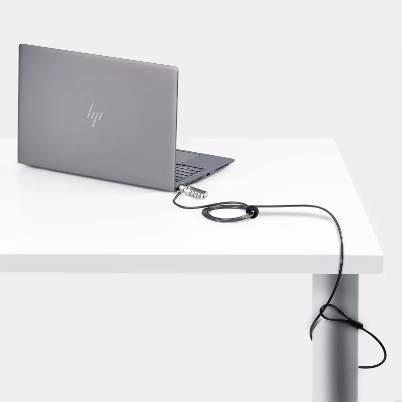 StarTech.com plonas Lock K-Slot suderinamas, 1,5 m užrakinimo kabelis, stalo apsaugos nuo vagystės sistema nešiojamiesiems kompiuteriams, atsparus perpjovimui plieninis kabelis, kombinacinė spyna