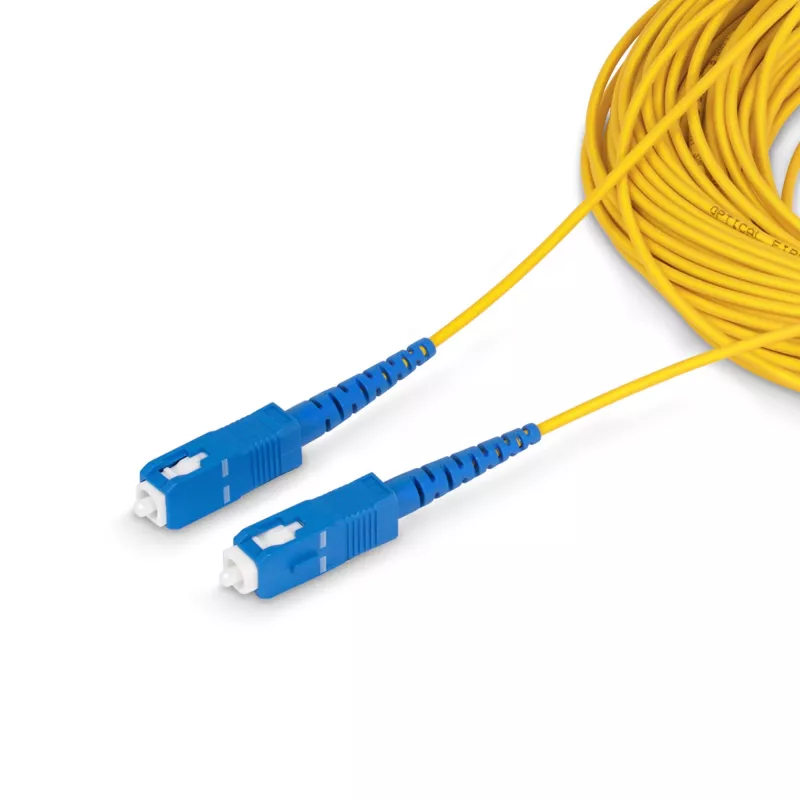 StarTech.com 100m (328 pėdų) SC į SC (UPC) OS2 vienmodis simpleksinis šviesolaidinis kabelis, 9/125 µm, 40G/100G, nejautrus lenkimui, maži įterpimo nuostoliai, LSZH šviesolaidinis perjungimo laidas