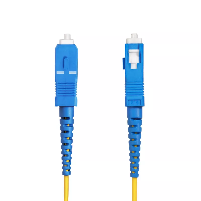 StarTech.com 30 m SC į SC (UPC) OS2 vienmodis simpleksinis šviesolaidinis kabelis, 9/125 µm, 40G/100G, nejautrus lenkimui, maži įterpimo nuostoliai, LSZH šviesolaidinis džemperinis laidas