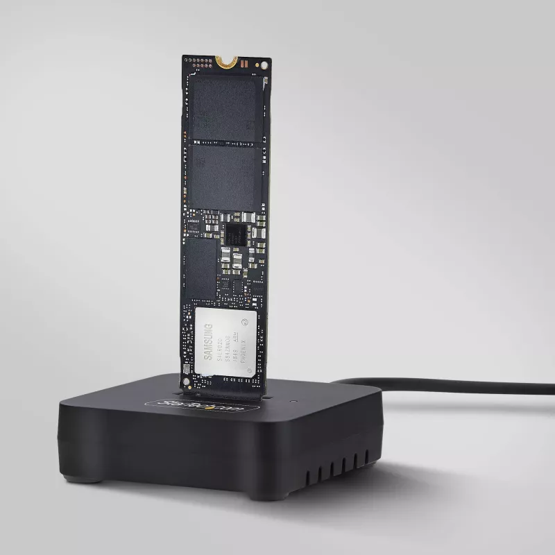 StarTech.com 1USB3-NVME-DOCK saugojimo įrenginio prijungimo stotelė USB 3.2 Gen 2 (3.1 Gen 2) Type-C juoda