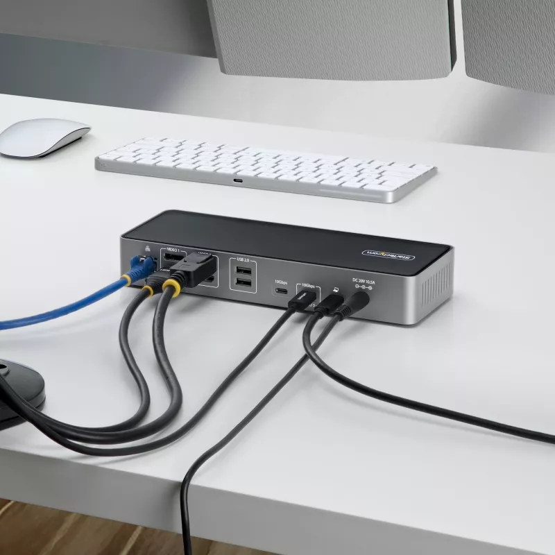 StarTech.com trijų monitorių USB-C prijungimo stotelė, 140 W nešiojamojo kompiuterio įkrovimo dokas, skirtas MacBook Pro ir Windows, 4K 60 Hz HDMI arba DisplayPort, TAA