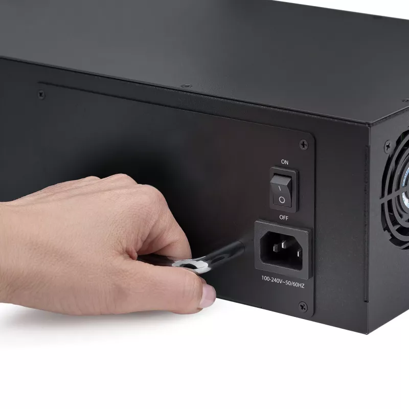 StarTech.com atsarginis maitinimo blokas, skirtas MCM15-MEDIA-CHASSIS, 130 W kintamoji srovė, 100–240 V įvestis, įrankių nereikalaujanti keičiamoji konstrukcija, ventiliatoriaus nereikalaujantis aušinimas, atitinka TAA