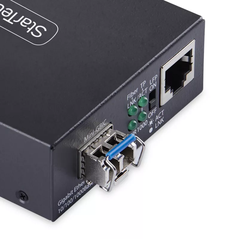 StarTech.com Gigabit Ethernet vario į šviesolaidį keitiklis, SM LC, 20 km, 10/100/1000 Mbps, RJ45 į LC, pilnai metalinis, 9K jumbo kadrai, TAA atitinkantis