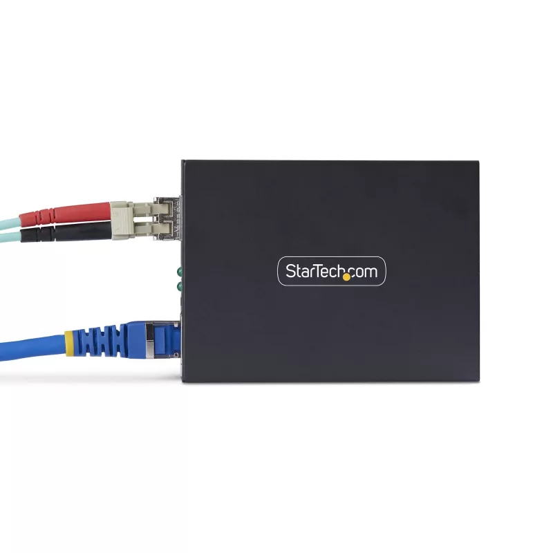 StarTech.com Gigabit Ethernet vario į šviesolaidį keitiklis, SM LC, 20 km, 10/100/1000 Mbps, RJ45 į LC, pilnai metalinis, 9K jumbo kadrai, TAA atitinkantis