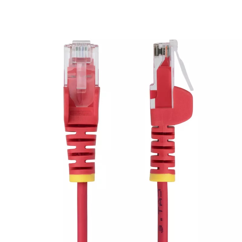 StarTech.com 2,5 m raudonas plonas CAT6 eterneto kabelis, neužkabinami kištukai, 100 W PoE, UTP, LSZH, 28AWG gryno vario laidas, plonas RJ45 tinklo komutacinis kabelis su įtempimo sumažinimo elementais, individualiai testuotas