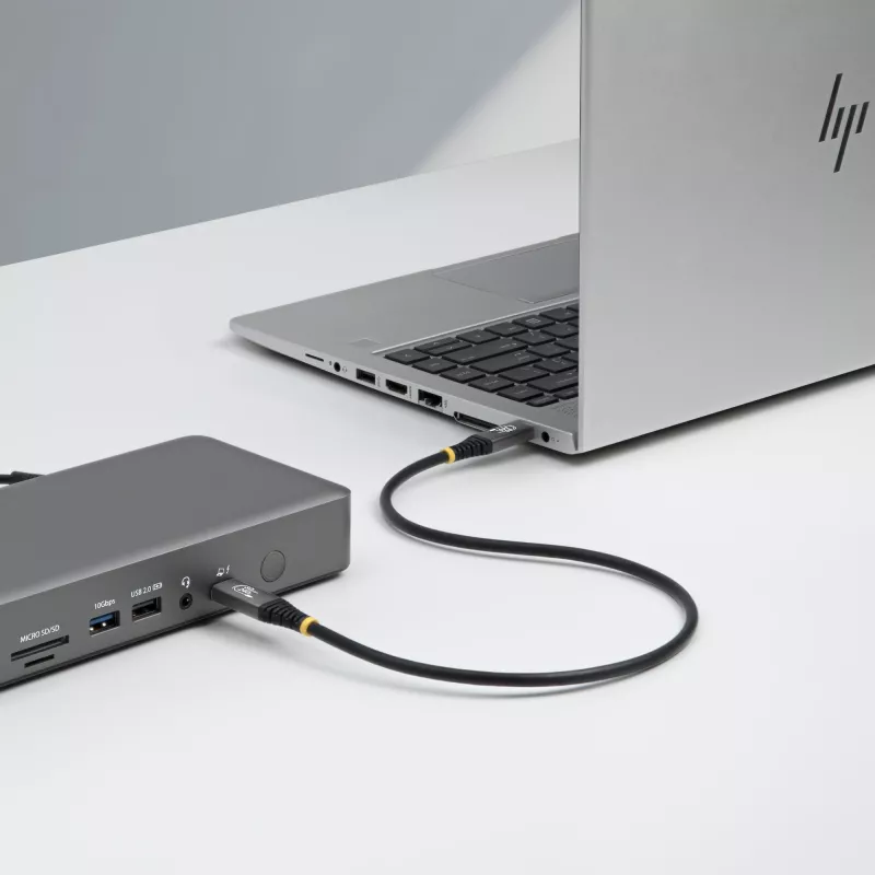 StarTech.com 50 cm (1,6 pėd.) USB4 laidas, 80 Gbps, USB-IF sertifikuotas USB-C laidas, 240 W PD, 8K 120 Hz / 4K 240 Hz DP2.1 DP80, TPE apvalkalas, suderinamas su Thunderbolt 4 – juodas USB-C laidas