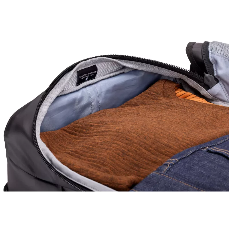 Thule Chasm TCCO222 Juoda Trolley minkštas apvalkalas 22 l poliesteris