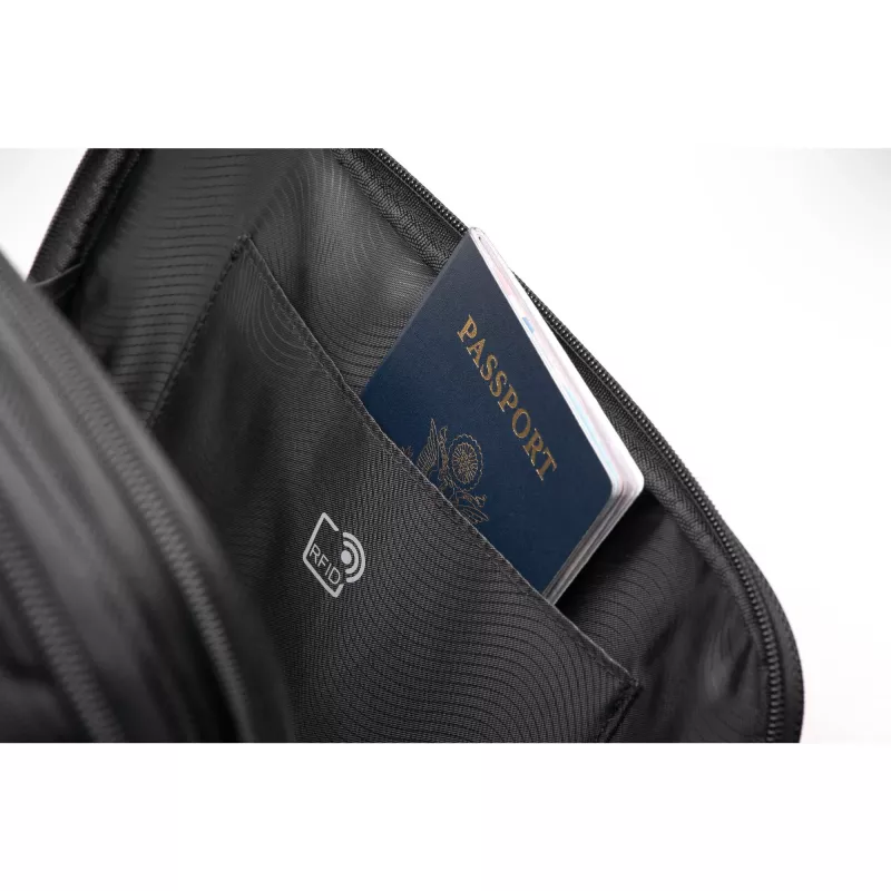 Kensington Contour 2.0 Pro Overnight Laptop Spinner — 17 col.