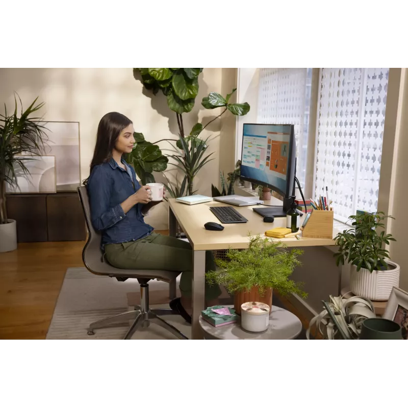 HP P34hc G4 WQHD USB-C lenktas monitorius, 86,4 cm (34 colių), 3440 x 1440 pikselių, Wide Quad HD, LCD, 5 ms, juodas