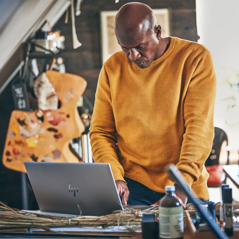HP ZBook Studio G11 Intel Core Ultra 7 155H 40.6 cm (16 colių) WUXGA 32 GB DDR5-SDRAM NVIDIA RTX 2000 Ada Wi-Fi 7 (802.11be) Windows 11 Pro AI darbo stotis, AI kompiuteris
