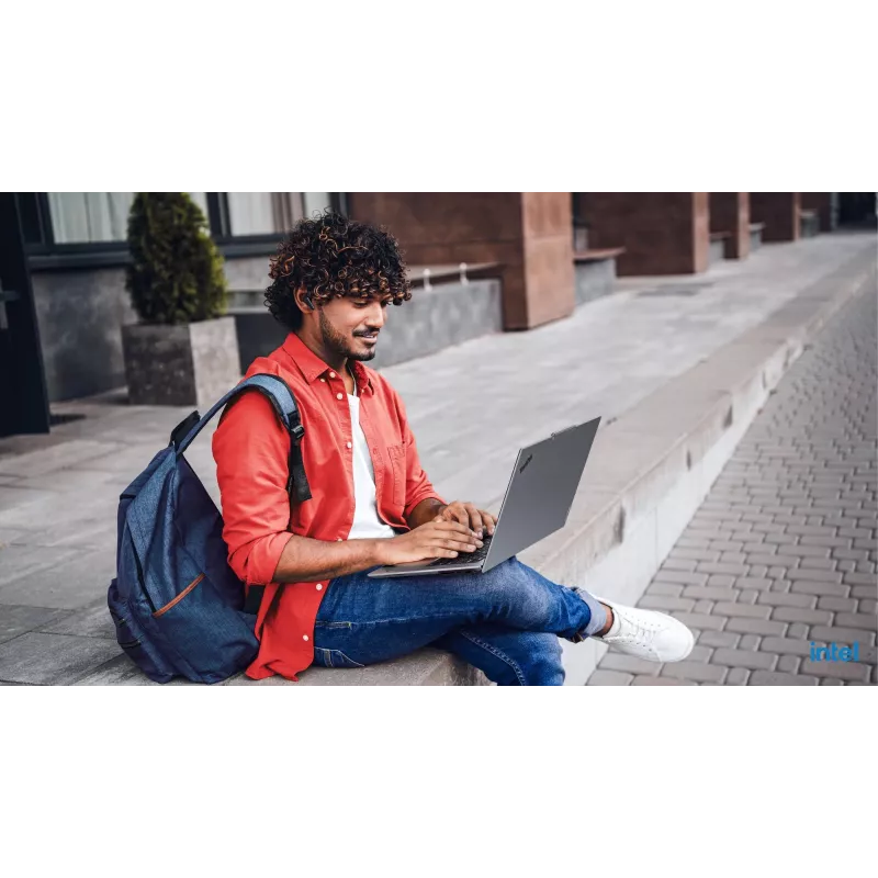 Laptop Lenovo ThinkPad X9-15p Gen 1 Aura Edition Copilot+ 358H 15.3 col. jutiklinis 2,8K 64 GB RAM 1 TB SSD Wi‑Fi 7 Windows 11 Pro