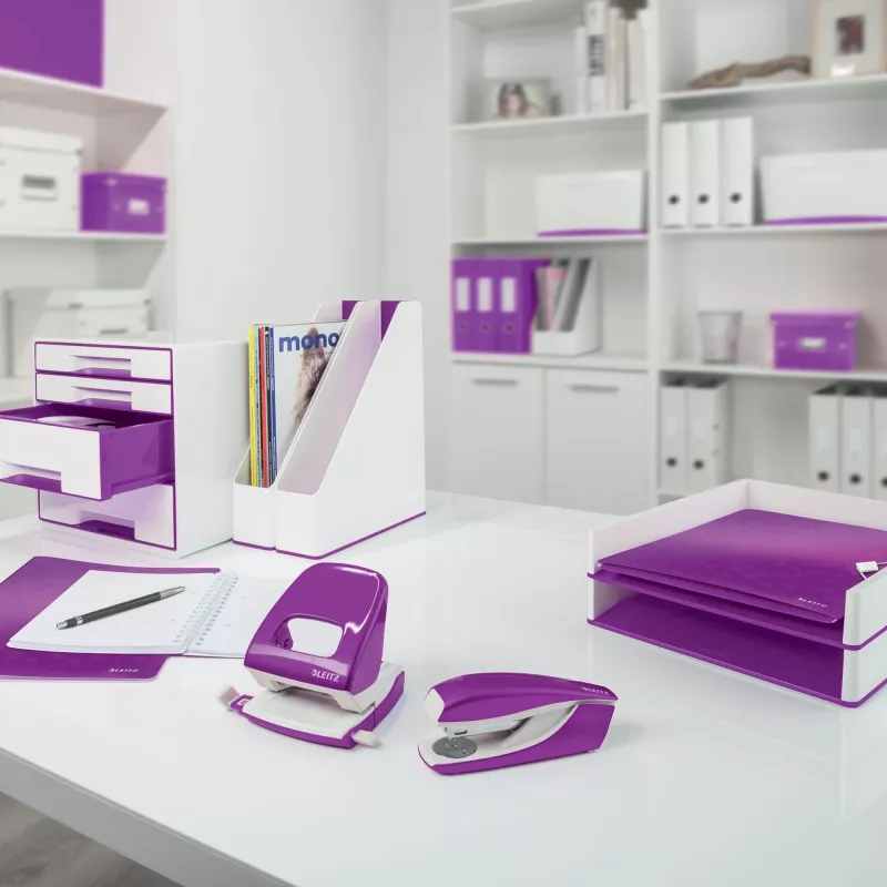 Leitz segiklis WOW 5502 Metalinis 30 lapų, 30 lapų, Violetinė, P3, Metalas, Plastikas, 80 g/m², 4 cm